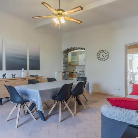 Apartamento Porto Mirabello&central Station Comfy X5! La Spezia